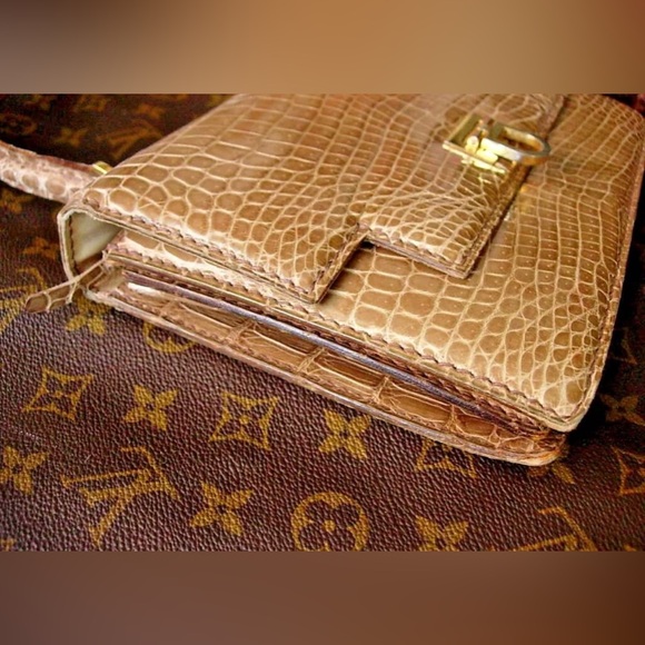 RARE Vintage GUCCI Crocodile Alligator KELLY Handbag Purse Bag  PRETTY Accessory - Picture 4 of 13